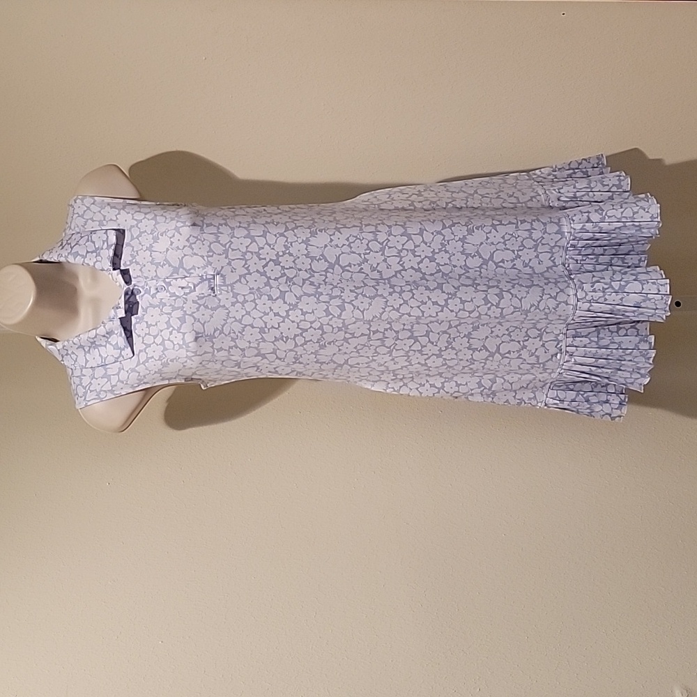 LAURA ASHLEY SLEEVELESS GOLF AND TENNIS DRESS